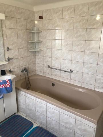 Apartman Skvela Nalada Vsemyslice Exteriér fotografie